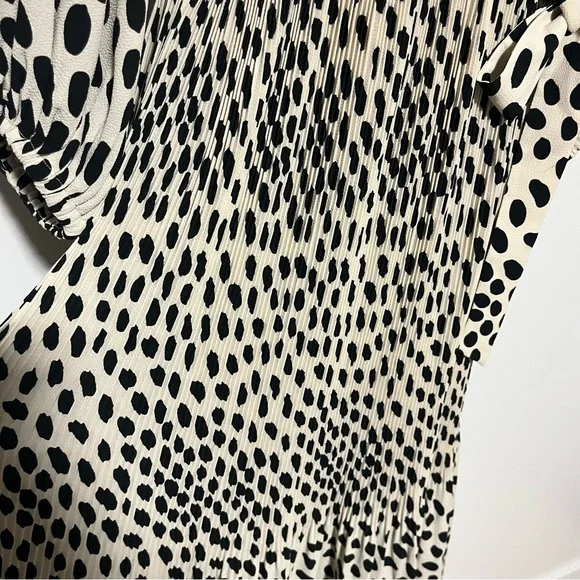 AYR Who's She Hot Dot Midi Dress Size Medium Polka Dot Pleats Elegant Luxury - Picture 5 of 10
